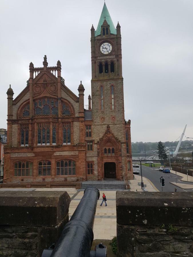 Legenderry B&B ภายนอก รูปภาพ